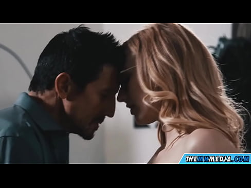 ❤️ Romantikong pakighilawas sa usa ka slutty blonde ❌ Lisud nga porn sa amon ☑
