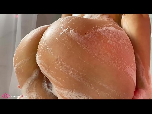 ❤️ Brunette Masturbates Pussy uban sa Vibrator sa Intense Orgasm sa Shower ❌ Lisud nga porn sa amon ☑