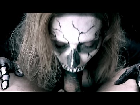 ❤️ Demon nga babaye nga nagsuso sa manok uban sa iyang itom nga baba ug gilamoy cum. ❌ Lisud nga porn sa amon ☑