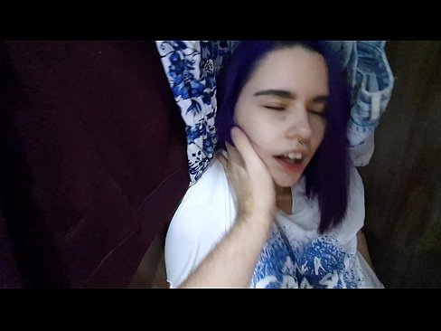 ❤️ Nakit-an akong igsoong babaye sa aparador ug gitabangan siya sa iyang cum ❌ Lisud nga porn sa amon ☑